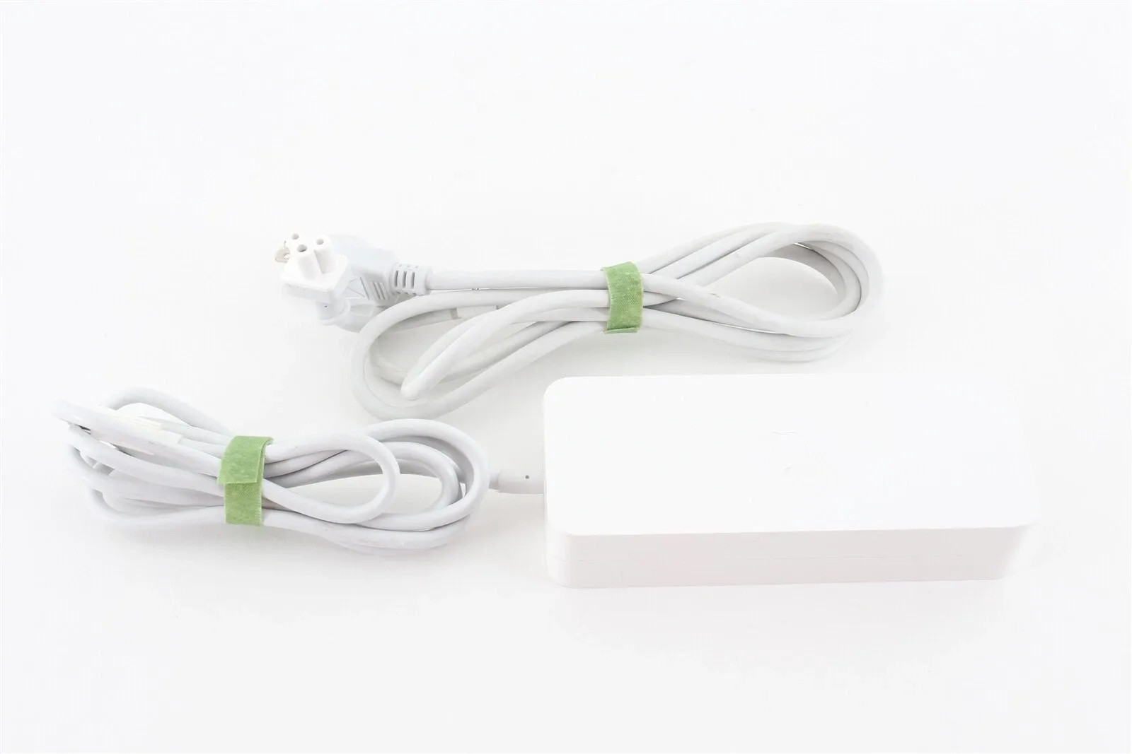 Best Price Genuine Apple A1188 Mac Mini 110W 18.5V 6.0A Power Supply Adapter In Pakistan - mbatraders (1)