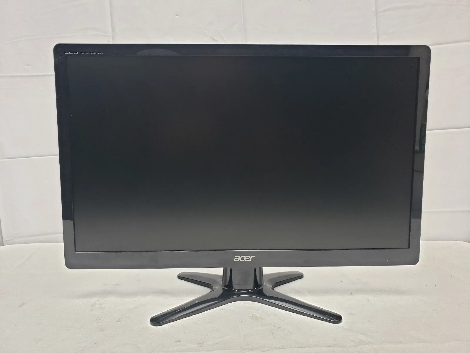 Best Price On Acer G226HQL 21.5-Inch Screen 1080p HD DVI VGA No AC Adapter LED Tiltable Monitor In Pakistan - mbatraders (1)