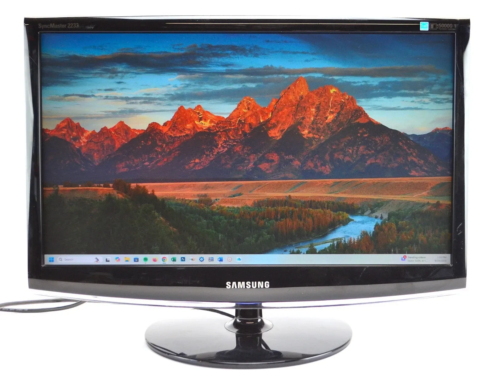 Best Price On SAMSUNG 2233SW 22 Syncmaster 1920 x 1080 VGADVI LCD Monitor In Pakistan - mbatraders (1)